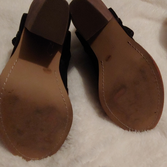 Vince Camuto Heels - Picture 4 of 4